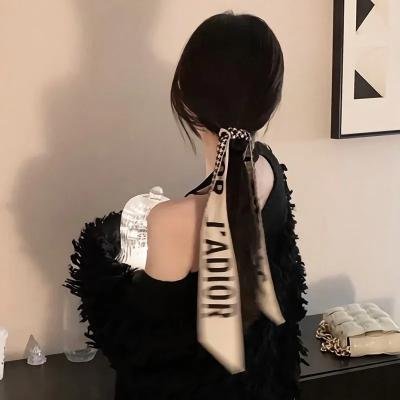 闪婚老公太宠我$先婚后爱陆总马甲藏不住了